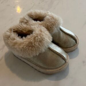 Faux Fur Lined Metallic Baby Booties